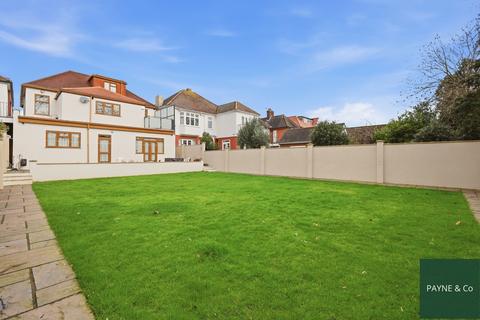 undefined, Holcombe Road, Ilford, IG1