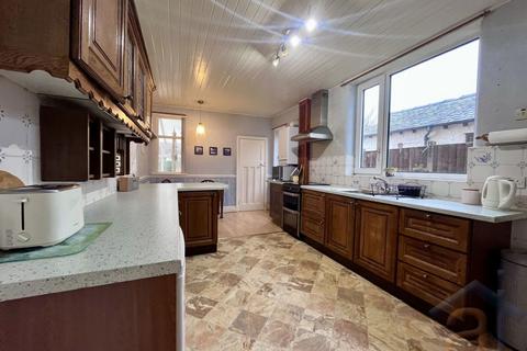 4 bedroom semi-detached house for sale, Chester Avenue, Southport, PR9 7ET