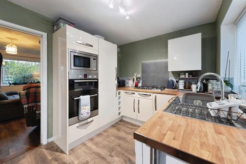 3 bedroom semi-detached house for sale, Sutton Road, Waterlooville