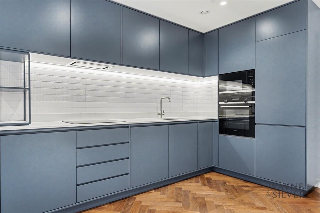 Apartment in London - View 2