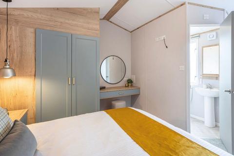 undefined, Newcastle Emlyn