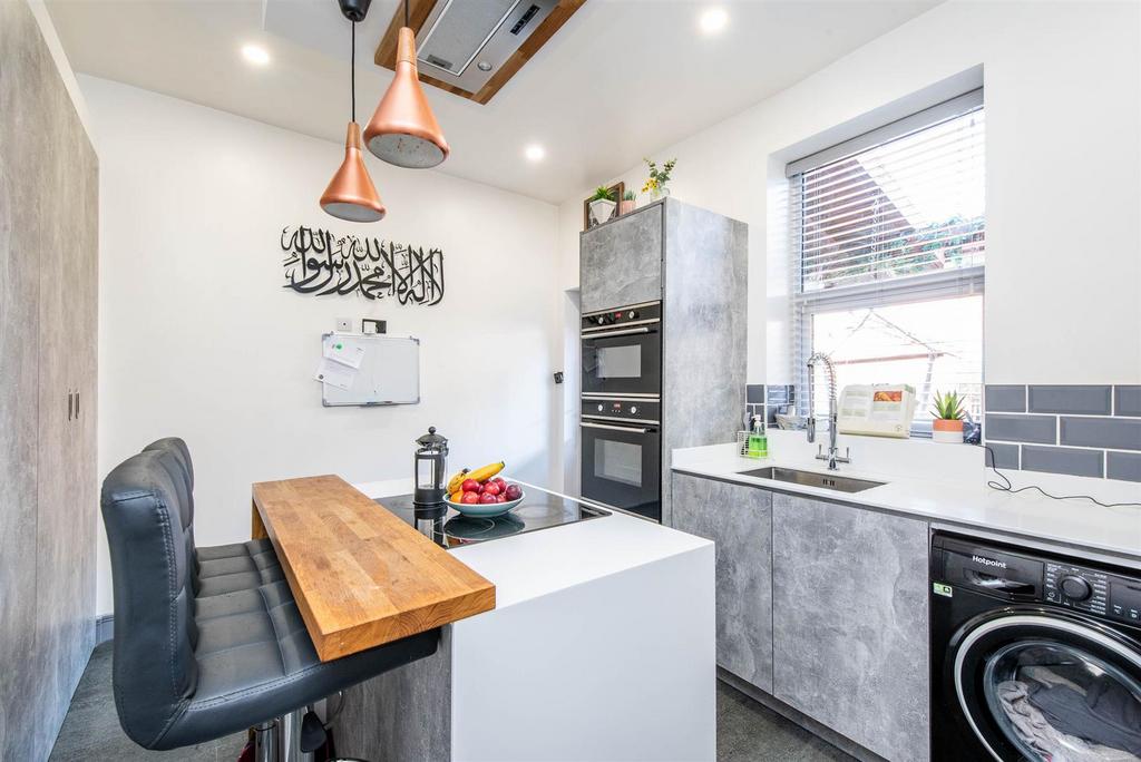 Kitchen/Breakfast Room