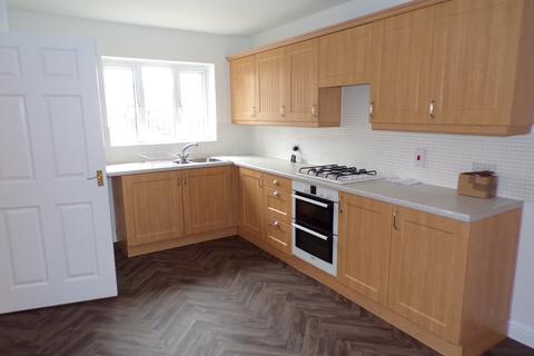 3 bedroom end of terrace house to rent, Anthony Nolan Road, King's Lynn, PE30