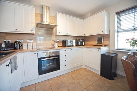 2 bedroom flat for sale, Longacres, Bridgend