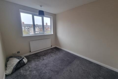 undefined, Heneage Road, Grimsby DN32