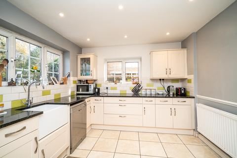 undefined, Hollybush Close, Potten End, Berkhamsted