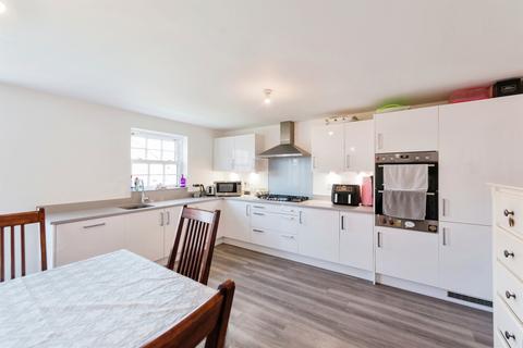 4 bedroom detached house for sale, Pakenham Road, WATERLOOVILLE