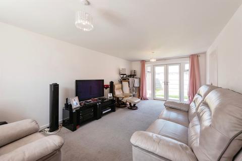 4 bedroom detached house for sale, Pakenham Road, WATERLOOVILLE
