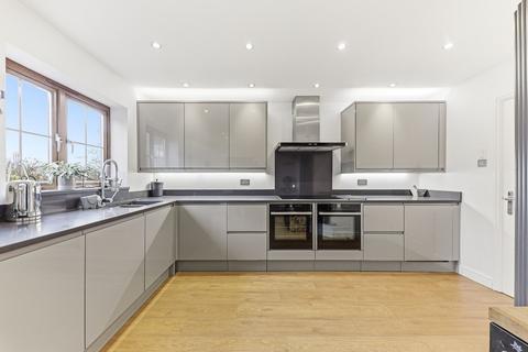 4 bedroom townhouse for sale, The Beeches, Pool in Wharfedale, LS21