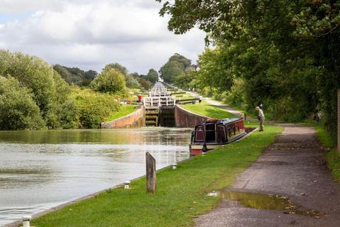 undefined, Marshalls Green, Nursteed, Devizes