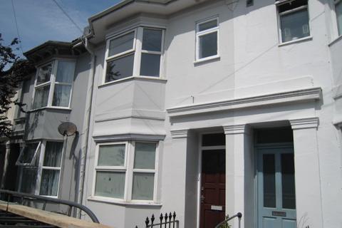 2 bedroom terraced house to rent, Newmarket Road, Brighton BN2