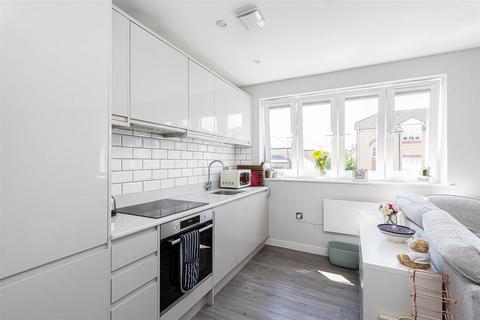 undefined, Hutton Grove, North Finchley
