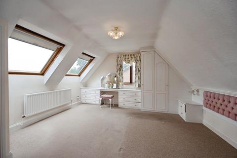 4 bedroom detached house for sale, Pump Lane, Waterlooville