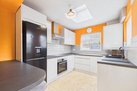 2 bedroom terraced house for sale, Clare Avenue, Hoole, CH2