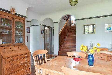 4 bedroom detached house for sale, First Avenue, Newhaven BN9