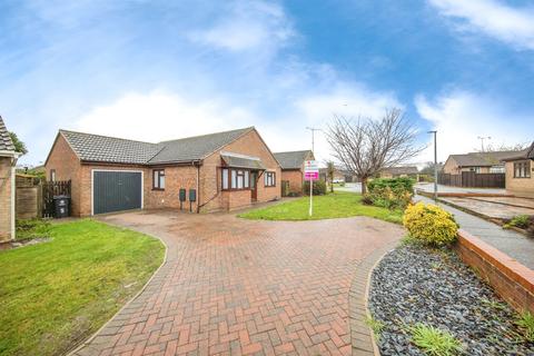 3 bedroom detached bungalow for sale, Shackleton Close, HARWICH