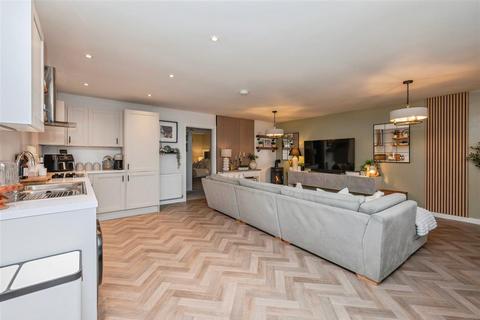 undefined, Chestnut Drive, Buxton, Norwich