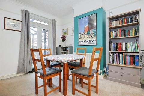 3 bedroom terraced house for sale, Lea Road, Northampton