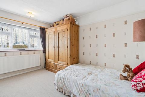 3 bedroom terraced house for sale, Highwood Avenue, High Wycombe HP12
