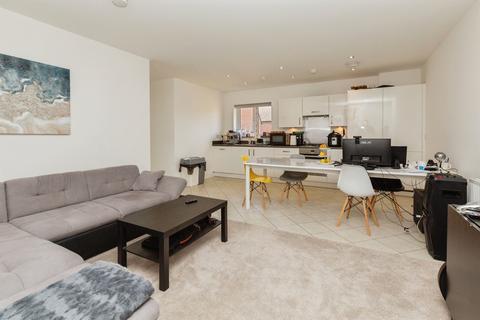 2 bedroom apartment for sale, Purssell Road, Weston Turville, Aylesbury