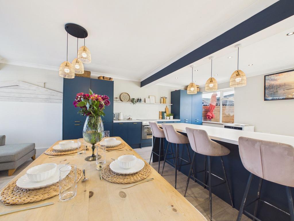 Dining Kitchen