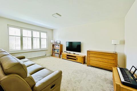 4 bedroom detached house for sale, Pilling Way, Scissett, Huddersfield