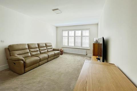 4 bedroom detached house for sale, Pilling Way, Scissett, Huddersfield