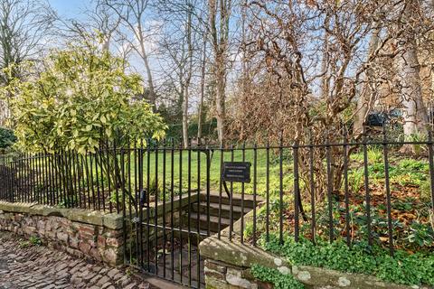 undefined, Bellevue, Bristol, BS8