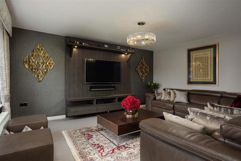 undefined, Oak Drive, Leeds LS14