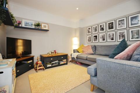 4 bedroom detached house for sale, George Parish Road, Banbury