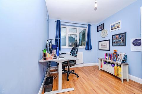 2 bedroom maisonette for sale, Kenton Gardens, St. Albans