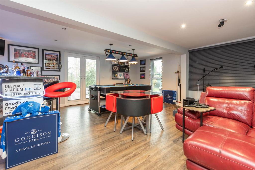 Entertainment Room