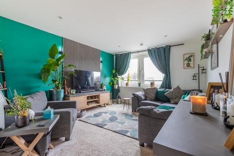 1 bedroom apartment for sale, Hartland House, Ferry Court, Cardiff CF11