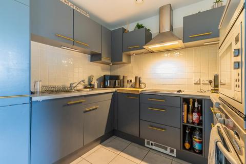1 bedroom apartment for sale, Hartland House, Ferry Court, Cardiff CF11