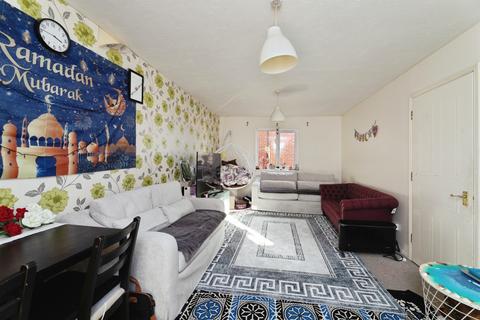 2 bedroom flat for sale, Wanderer Drive, Barking