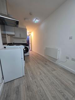 Studio to rent, Whitehall Road, Bristol BS5