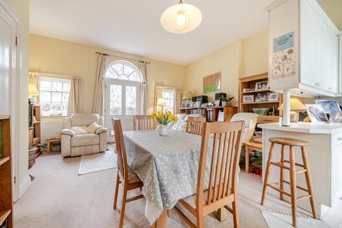 4 bedroom terraced house for sale, Trinity Road, Taunton