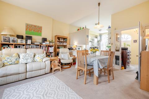 4 bedroom terraced house for sale, Trinity Road, Taunton