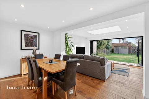 4 bedroom semi-detached house for sale, Tolworth Rise South, Surbiton