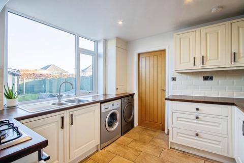 undefined, Kingswear Crescent, LEEDS