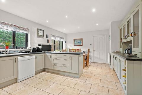 undefined, 4 Woodbury Park, Holt Heath, Worcester. WR6 6NT