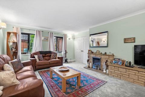 undefined, 4 Woodbury Park, Holt Heath, Worcester. WR6 6NT