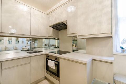 1 bedroom flat to rent, Nevern Square, Earls Court, London, SW5