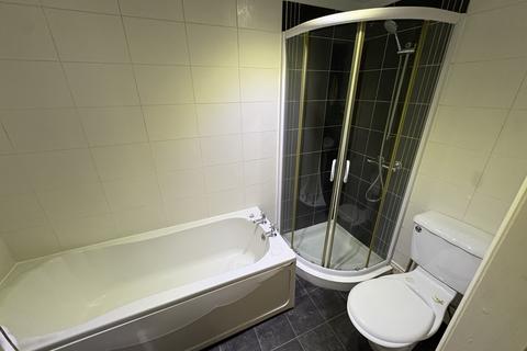 undefined, Flat 4, Hull HU5