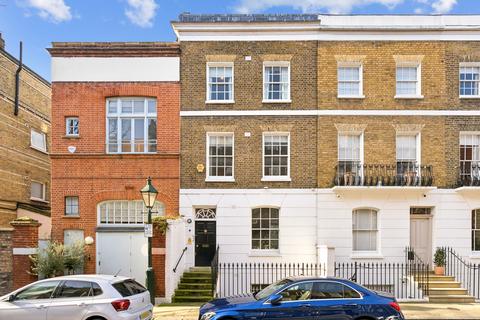 4 bedroom terraced house for sale, Cheyne Row, London, United Kingdom, SW3
