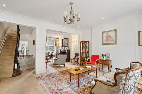 4 bedroom terraced house for sale, Cheyne Row, London, United Kingdom, SW3