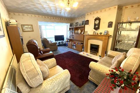 3 bedroom link detached house for sale, Braemar Avenue, Stourbridge