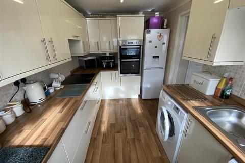 3 bedroom link detached house for sale, Braemar Avenue, Stourbridge