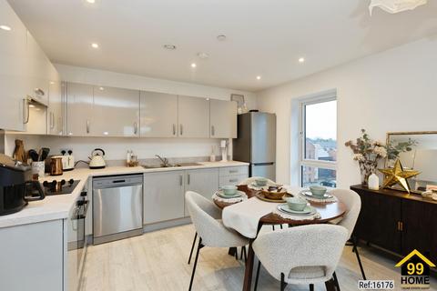 undefined, Flat, Gloucester, GL2