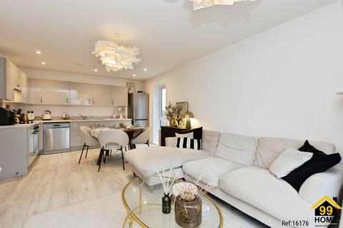 undefined, Flat, Gloucester, GL2
